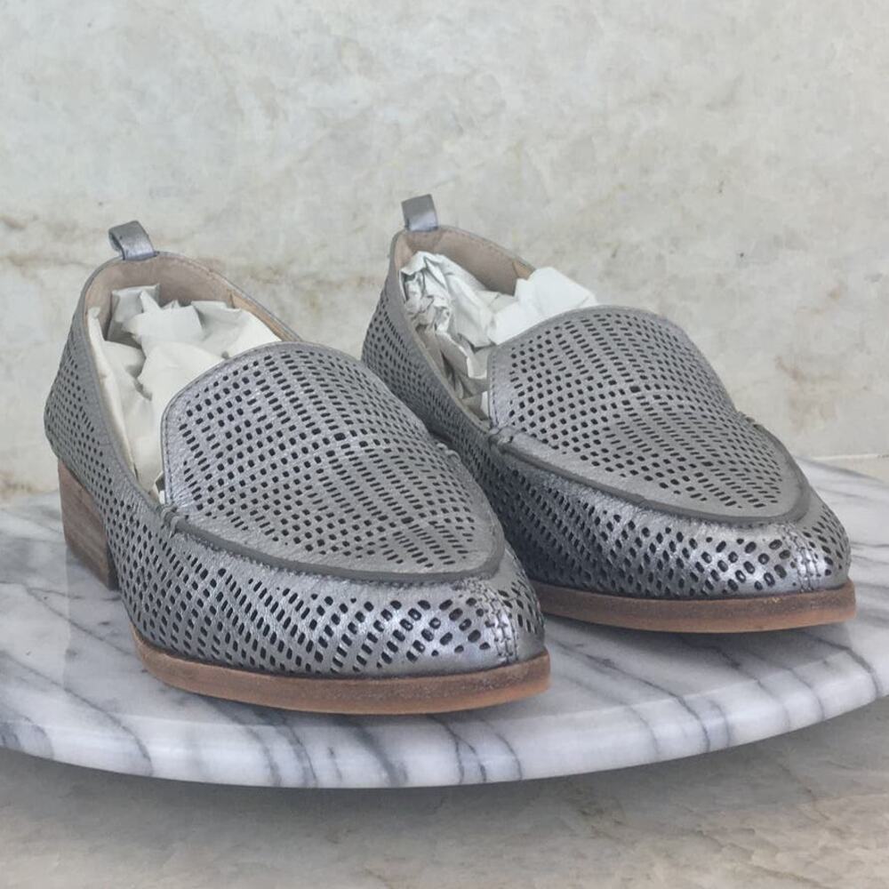 Vince Camuto Silver Slip-On Perforated Leather Loafer Women's Size 4 M